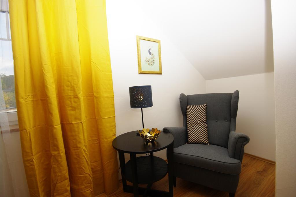 Cozy Gardens Apartments In Praha Bagian luar foto